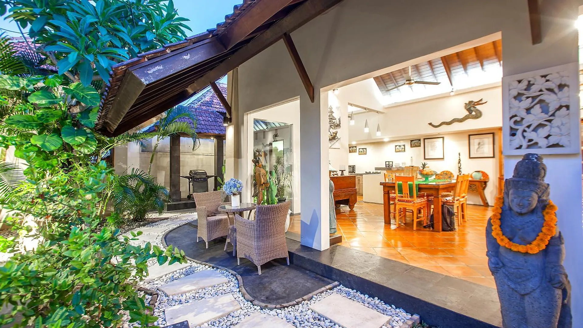 Villa Chantal-Intimate Villa In Seminyak