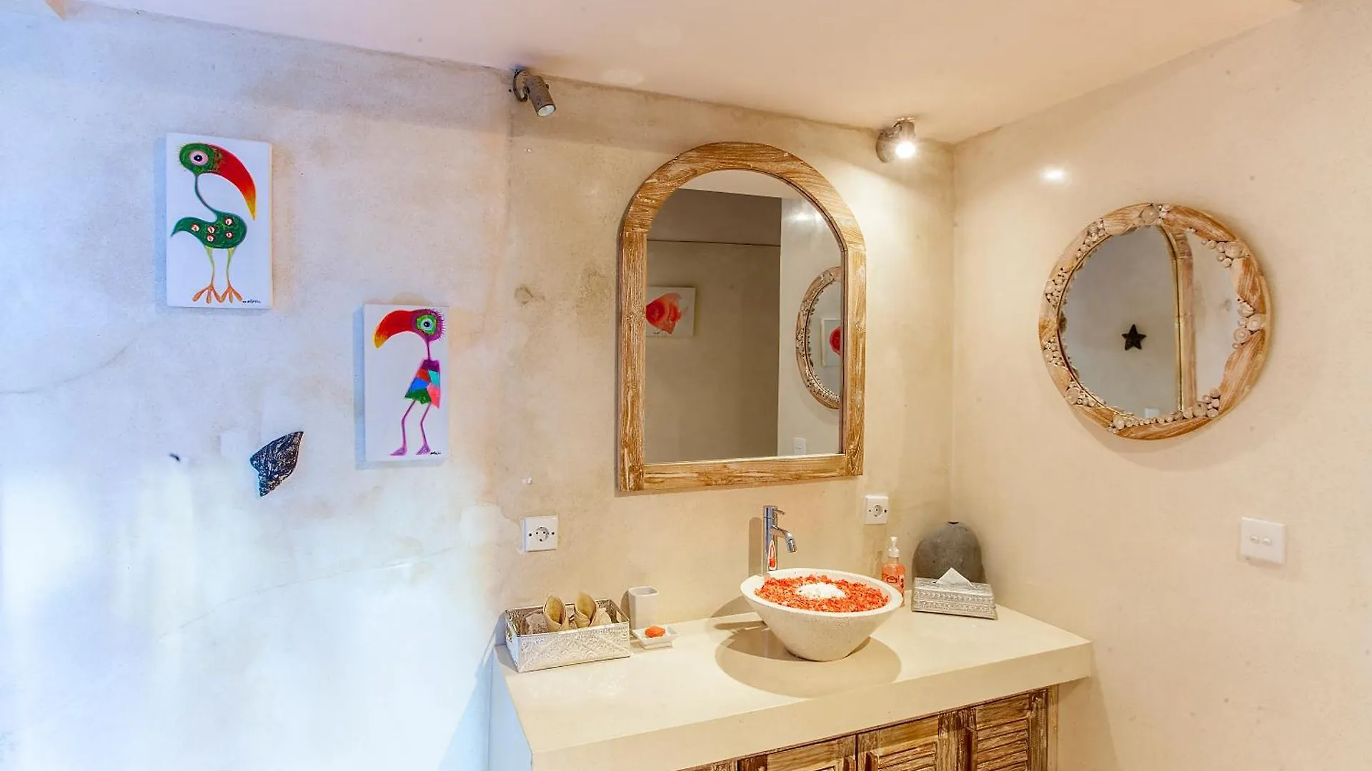 Villa Chantal-Intimate Villa In Seminyak