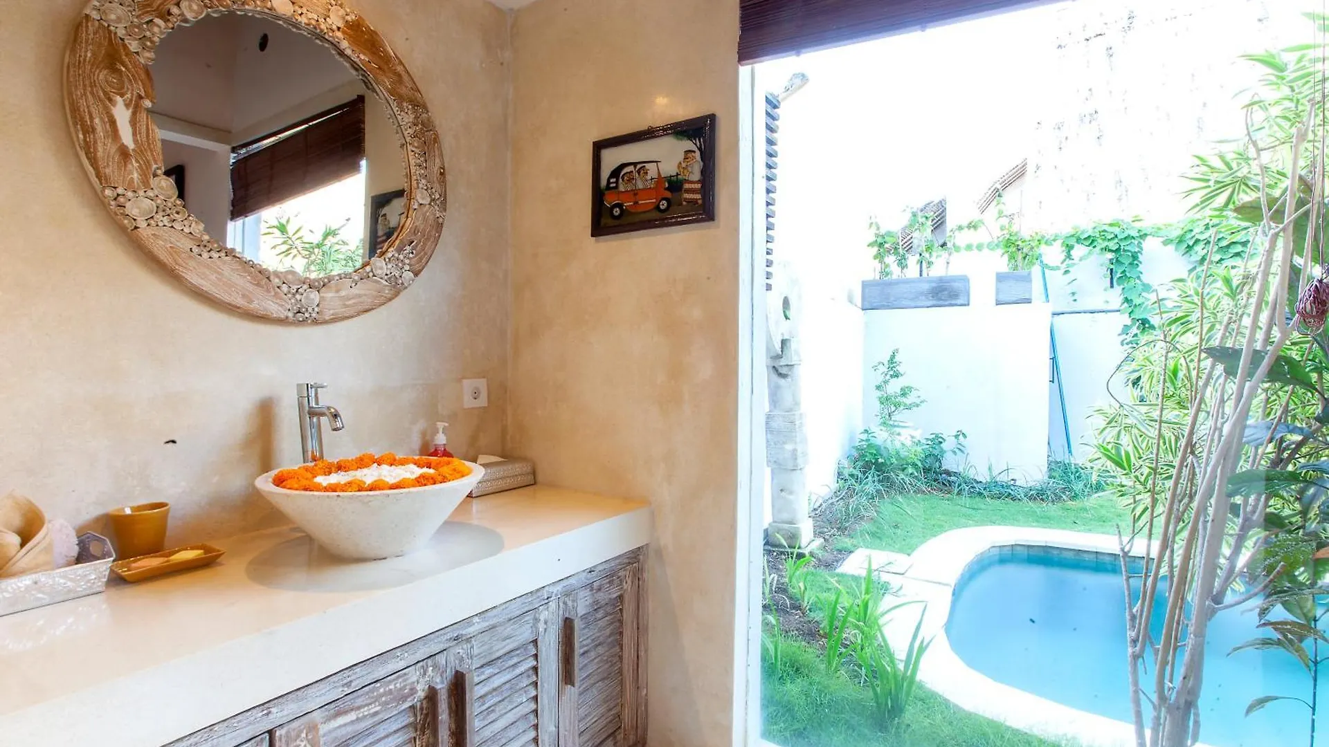 Villa Chantal-Intimate Villa In Seminyak